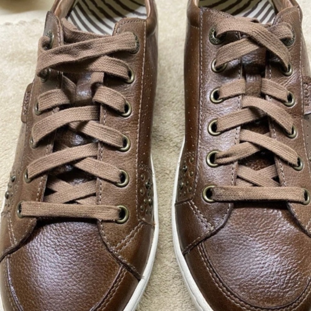 Taos Women's Freedom brown walking leather Sneaker/shoe Studded grunge boho 9 - Picture 2 of 7